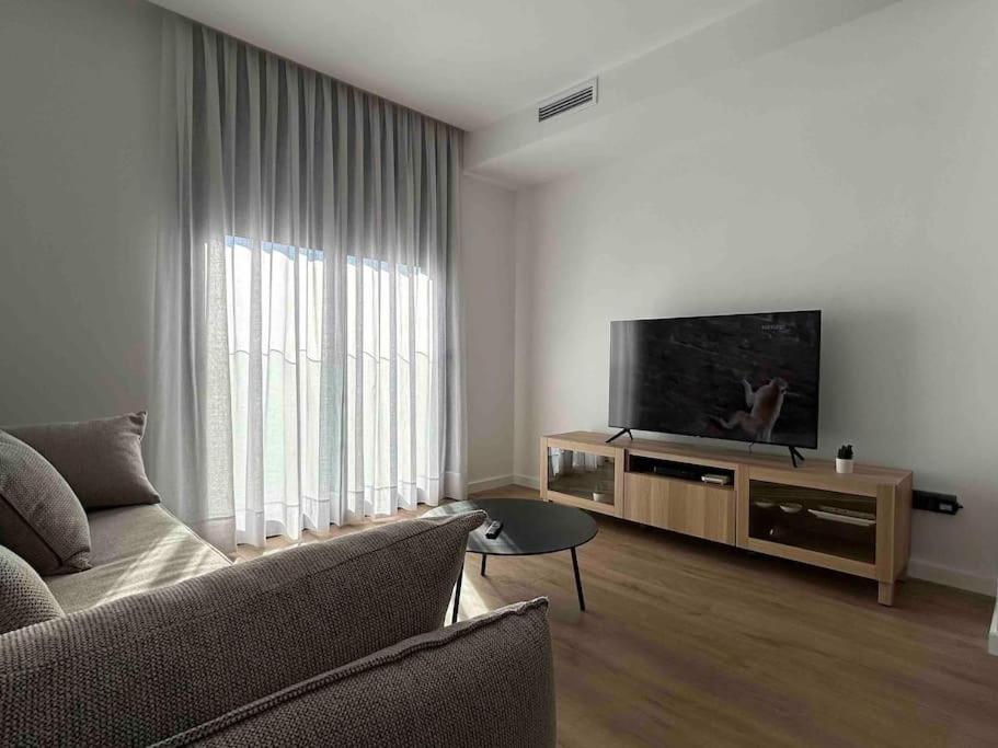 Estrenalo A Minutos De Bcn Apartment Sant Feliu de Llobregat Exterior photo